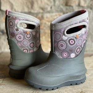 Girl Bogs Grey Neo-Classic Bullseye Boots Toddler Size 7